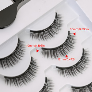 Bestseller : 5 paires de <span class=keywords><strong>faux</strong></span> <span class=keywords><strong>cils</strong></span> magnétiques en fibre de polyester, style naturel, avec 2 stylos eye-liner magnétiques - Product Image 4