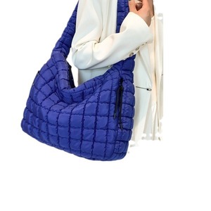 Pleated Cloud Bag Women Fashion Single Shoulder Crossbody Large Capacity Down Cotton Coat Tote Bag Insulated Everyday Outfits - Product Image 5