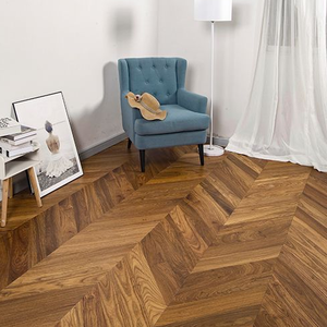 Planchers de bois de <span class=keywords><strong>parquet</strong></span> vintage en noyer à chevrons directement du fabricant personnalisable pour les rénovations de maisons patrimoniales - Product Image 5