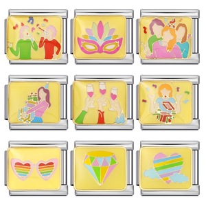 Accesorios DIY de Moda: Dijes Italianos Modulares Elásticos Hechos a Mano de Acero Inoxidable con Zirconia, Bañados en Oro Rosa PVD, para Cumpleaños - Product Image 1