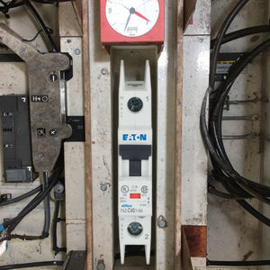 EATON Muller FAZ Serie 40A1P Miniatur-Leitungsschutzschalter auf Lager in China - Product Image 4