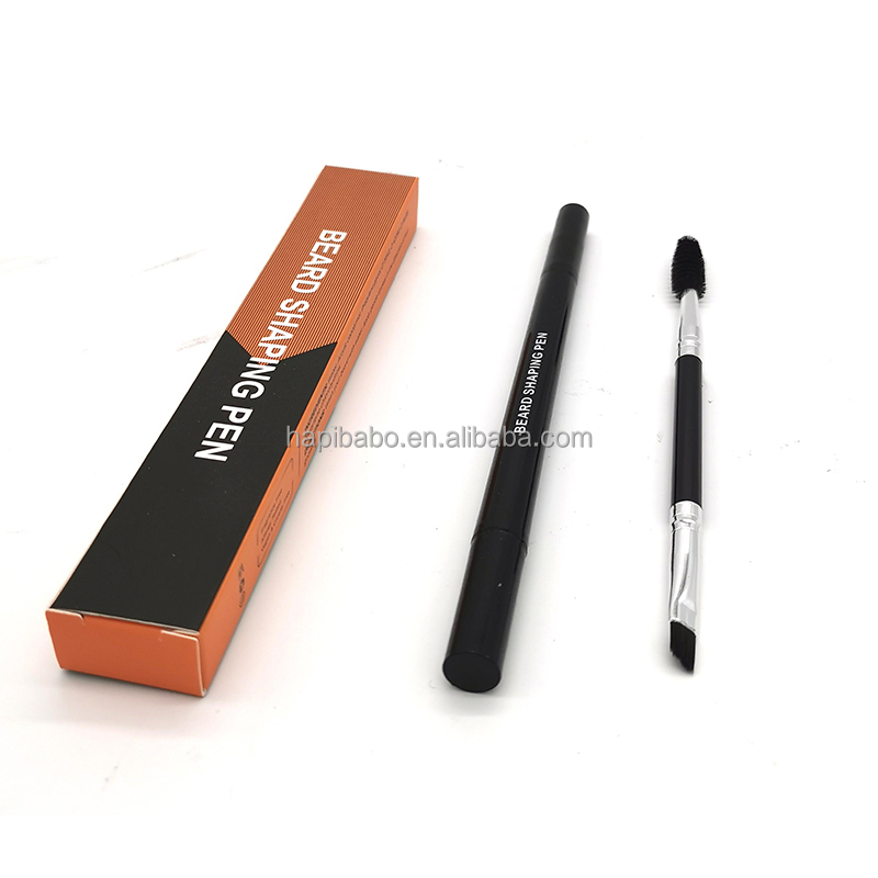 Barba Negra pluma + cepillo en una caja