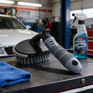 Ensemble de brosses pour roues de voiture en microfibre douce et en plastique PP, <span class=keywords><strong>brosse</strong></span> de détail pour jantes de pneus automobiles, pour le nettoyage des moyeux en alliage - Product Image 4