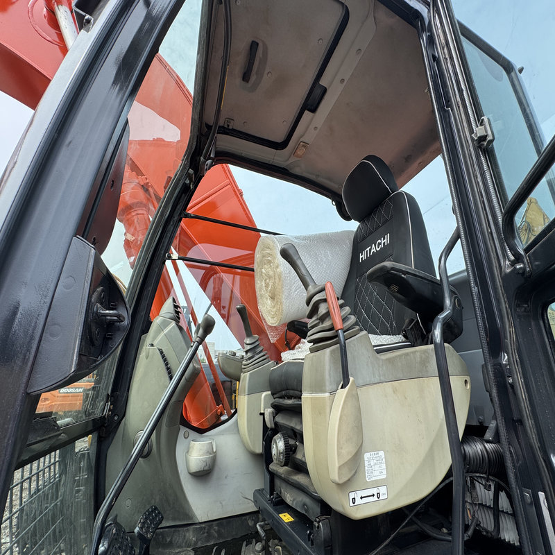 Used Hitachi ZX220LC Excavator 22 Ton Crawler Digger Cab AC Quick