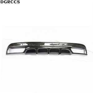 ลิ้นกันชนหลังคาร์บอนไฟเบอร์ทรง FD สำหรับ W205 C-Class - Product Image 2