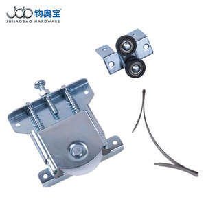 Rails et glissières pour portes coulissantes de placard JOB Hardware, roulettes silencieuses et réglables pour portes de placard, capacité 60 kg. - Product Image 4