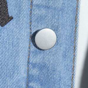 Vente <span class=keywords><strong>en</strong></span> gros <span class=keywords><strong>Veste</strong></span> <span class=keywords><strong>en</strong></span> <span class=keywords><strong>jean</strong></span> bleue pour homme de haute qualité <span class=keywords><strong>Veste</strong></span> <span class=keywords><strong>en</strong></span> <span class=keywords><strong>jean</strong></span> graffiti - Product Image 6