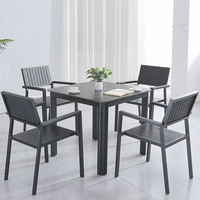 Tables et chaises d'extérieur en promotion pour jardin, terrasse, balcon avec protection solaire – Table à thé pour repas en plein air