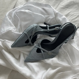 Sandalias de mezclilla de moda diseñadas especialmente para venta al por mayor, zapatos de mujer de verano de alta calidad con tacones finos y sexys - Product Image 4