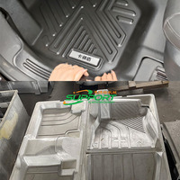 Ligne de production de rouleaux et de feuilles de tapis de voiture en TPE thermoformage 5D 7D Tapis de voiture en caoutchouc TPE Machines de thermoformage