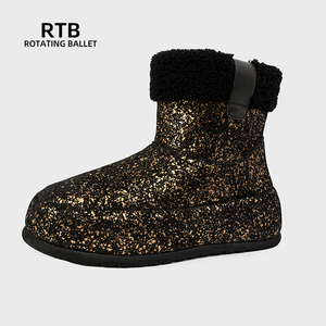 Semelles antidérapantes <span class=keywords><strong>en</strong></span> <span class=keywords><strong>caoutchouc</strong></span> Doublure intérieure <span class=keywords><strong>en</strong></span> laine point doré Bottes de neige chaudes Hiver Bottes d'extérieur résistantes au froid et imperméables Uggs - Product Image 1