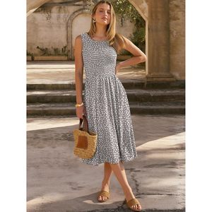 FOXA Robe midi d'été sans manches pour femme, taille élastique, style smocké, coupe trapèze, décontractée, pour la plage et les vacances - Product Image 6