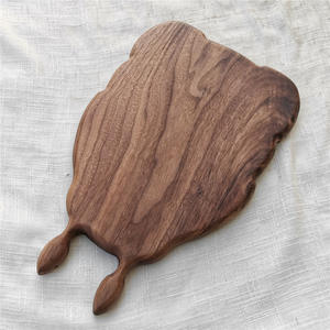 Tabla de Cortar de Madera de Nogal Negro con Diseño de Anime <span class=keywords><strong>Totoro</strong></span> Personalizado de Fábrica, Regalo para Picnic y Días Festivos, <span class=keywords><strong>Restaurante</strong></span> Occidental - Product Image 5