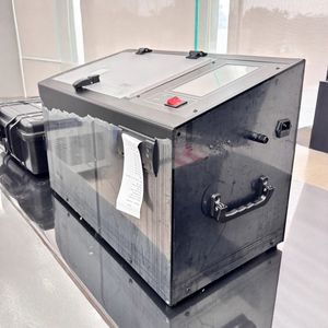 Probador de Resistencia Dieléctrica de Aceite Totalmente Automático IEC60156 para Instituciones de Investigación y Pruebas de Líquidos Aislantes en Sistemas Eléctricos - Product Image 3