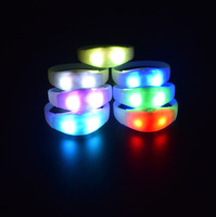 2020 nouvel an fête musique lumière LED Bracelet son activé clignotant Concert bracelets pour la célébration de noël