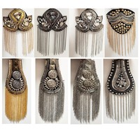 Patchs à coudre Gillian en feutre brodé 3D avec strass en résine et franges perlées pour manteaux, jupes et chapeaux