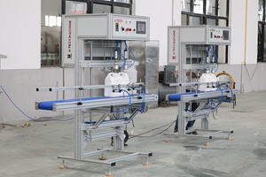 Full Automatic 0.5-5L Lubrificante Oil <span class=keywords><strong>Jerrycan</strong></span> Água Barril Garrafas De Plástico vazamento Testing Machine - Product Image 3