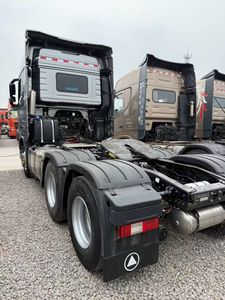 Nuevo Camión Tractor FOTON Galaxy 6x4 de 100 Toneladas, 10 Ruedas, 4x2, 6x4, con Retardador Hidráulico Automático y Airbag, Motor Cummins de 560hp, Económico - Product Image 6