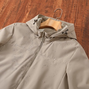 Op maat gemaakte logo high-performance formele werkkleding volledig ritsbare lente windbreaker expeditie heren ademende waterdichte pilotenjas met capuchon - Product Image 3