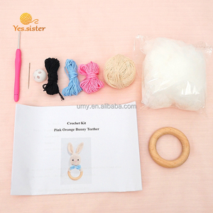 Hochet lapin en crochet pour bébé, jouet animal à tricoter, cadeau pour nouvelle maman, anneau de dentition pour bébé - Product Image 5