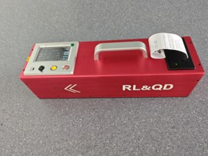 เครื่องวัดการสะท้อนแสงแบบพกพา รุ่นสั้น รองรับการวัดโหมด RL และ QD สำหรับการวัดความสะท้อนแสงของเครื่องหมายจราจร - Product Image 4
