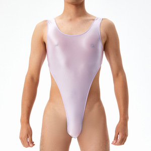 ชุดบอดี้สูทจั๊มพ์สูทแบบเปิดหลัง คิง แมคกรีน สตาร์ เมน ผ้าเงา คอลึก ทรงจ็อคสแตรป สายรัดเอวสูง - Product Image 3