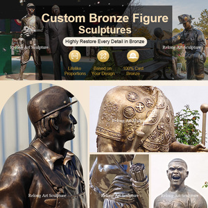Statua in Bronzo Dorato a Grandezza Naturale RELONG, Scultura 'Il Mondo Ti Apparti' in Stile Europeo, Personalizzabile per Parchi e Giardini - Product Image 5