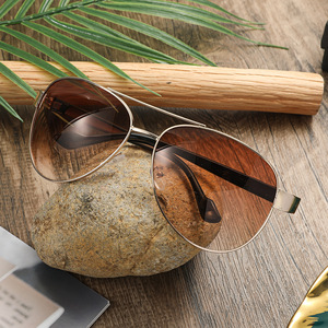 Regalo di san valentino portafogli squisiti scatola orologio + portafoglio + cintura + occhiali set portafoglio da <span class=keywords><strong>uomo</strong></span> combinato 4 pezzi - Product Image 6