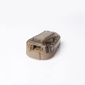 Lampe de casque de survie FMA <span class=keywords><strong>HEL</strong></span>-STAR6 GEN III+ à lumière verte IR stroboscopique, étanche, en nylon+ABS, CR123 - Product Image 1