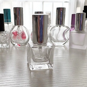 Luxury Mini Perfume Bottle 8ml/10ml/15ml <strong>Refillable</strong> Eco-friendly Glass Spray Screen Printing <strong>Reed</strong> <strong>Diffuser</strong> <strong>for</strong> Women's Fragrance - Product Image 2