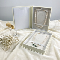 Boîte à bijoux en forme de livre, boîte à collier de perles, boîte à bijoux vintage en argent, estampage à chaud, couvercle rabattable, emballage cadeau