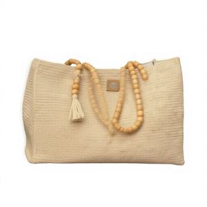 Sac bandoulière en raphia naturel tissé à la main avec fermeture personnalisée, sac à main bohème tendance pour femmes, accessoire de mode durable - Product Image 1