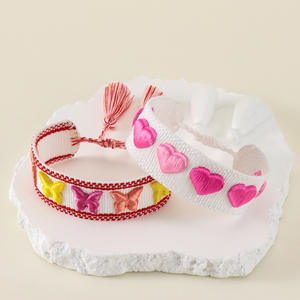 Bracelet brodé 3D avec motif <span class=keywords><strong>d</strong></span>'étoile, papillon, cœur, logo personnalisé, mot et tissu avec lettres, bracelet tissé <span class=keywords><strong>d</strong></span>'<span class=keywords><strong>amitié</strong></span> - Product Image 3