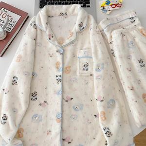 Conjunto de Ropa de Dormir de Franela de Coral con Dibujos Animados, Grueso y Afelpado para Invierno, Camisón de Manga Larga y Pantalones para Mujer - Product Image 3