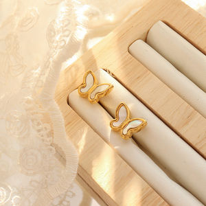 Conjunto de Collar con Colgante de Mariposa de Nácar y Acero Inoxidable Chapado en Oro Real de 18k, Estilo Delicado, para Mujer - Product Image 6