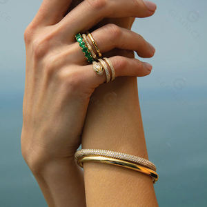 <span class=keywords><strong>Anello</strong></span> da Mignolo a <span class=keywords><strong>Serpente</strong></span> Gemnel in <span class=keywords><strong>Argento</strong></span> <span class=keywords><strong>925</strong></span> con Zirconi CZ a Pera, Gioiello di Lusso Audace per Dichiarazioni di Stile d'Impatto - Product Image 2