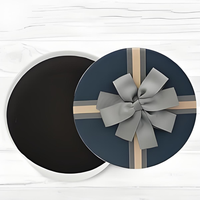 Coffret cadeau de luxe personnalisé avec couvercle arrondi et base avec nœud rigide Boîte en papier avec insertion en carton Paquet complet de bijoux pour robe