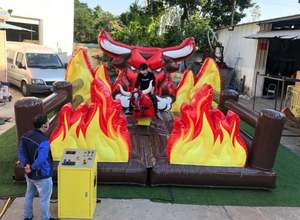 Toro Meccanico Gonfiabile in PVC/Vinile Bianco per Divertimento Commerciale in Centri Commerciali, Esterni/Interni - Product Image 5