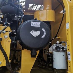 حفارة كبيرة مستعملة جديدة بنسبة 99% وبسعة قليلة من ساعات العمل وحمولة 33 طنًا، حفار مجنزر مستعمل <span class=keywords><strong>Komatsu</strong></span> <span class=keywords><strong>330</strong></span>، رخيص السعر ومتوفر بعد البيع - Product Image 6