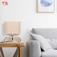 Lampe de Table LED en Bois au Design Nordique Moderne, Idéale pour Salon, Chambre, Bureau, Homestay – Nouveauté Promotionnelle