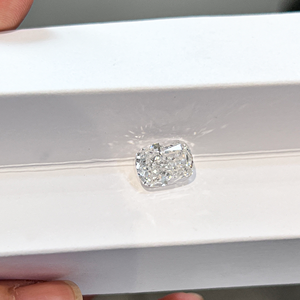 Diamante sciolto CVD coltivato in laboratorio, certificato IGI, 3,47 carati, taglio Long Cushion 2EX, colore D, purezza VS1 - Product Image 1