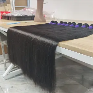 MN Cheveux vierges brésiliens crus alignés sur les cuticules, paquets de cheveux brésiliens vierges de vison de qualité 10A bon marché, cheveux vierges Remy 100 cheveux humains