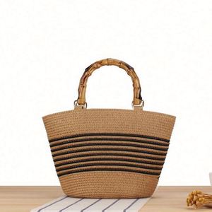 Bolso de mano de paja tejida con asa de bambú y rayas de colores contrastantes para mujer, ideal para el verano y la playa, venta al por mayor. - Product Image 2