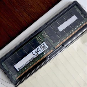 Memoria de Servidor Auténtica M321R4GA3EB2-CCP 32Gb DDR5 4800Mhz RDIMM PC5-38400 CL40 1Rx4 1.1V ECC Registrada, Alta Disponibilidad en Stock - Product Image 1