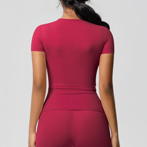 Roregal Yoga T-Shirt Fitness Running Col rond <span class=keywords><strong>Couleur</strong></span> unie T-shirt court serré Dames Yoga Tops courts - Product Image 3