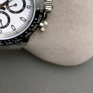 Reloj multifuncional resistente al agua de acero inoxidable de marca de lujo para hombre, movimiento mecánico 4130, modelo clásico - Product Image 1