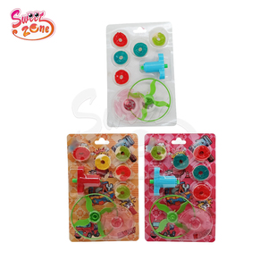 Divertido Juguete Volador y Giratorio con Forma de Círculo y Caramelos de Goma de Frutas - Product Image 2