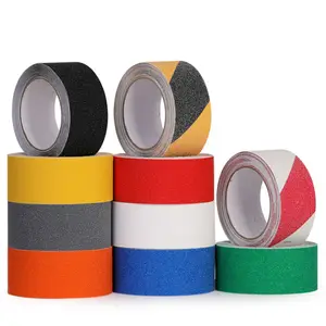 Custom Indoor En Outdoor Pvc Zwarte Antislip Tape Anti Slip Zelfklevende Grip Tape Strip Anti Slip Tape Voor trappen
