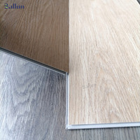 Revêtement de sol en vinyle rigide SPC imperméable et résistant à l'usure, planches larges de 4 mm, système de clic Unilin, coussin moderne pour cuisine, école, supermarché, salle de sport