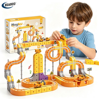 Circuit de Course Flexible à Construire Soi-Même 161 Pièces, Voiture Magnétique pour Enfants, Jouet STEM Créatif, Train Électronique sur Rail, Jouets Cubes 3D